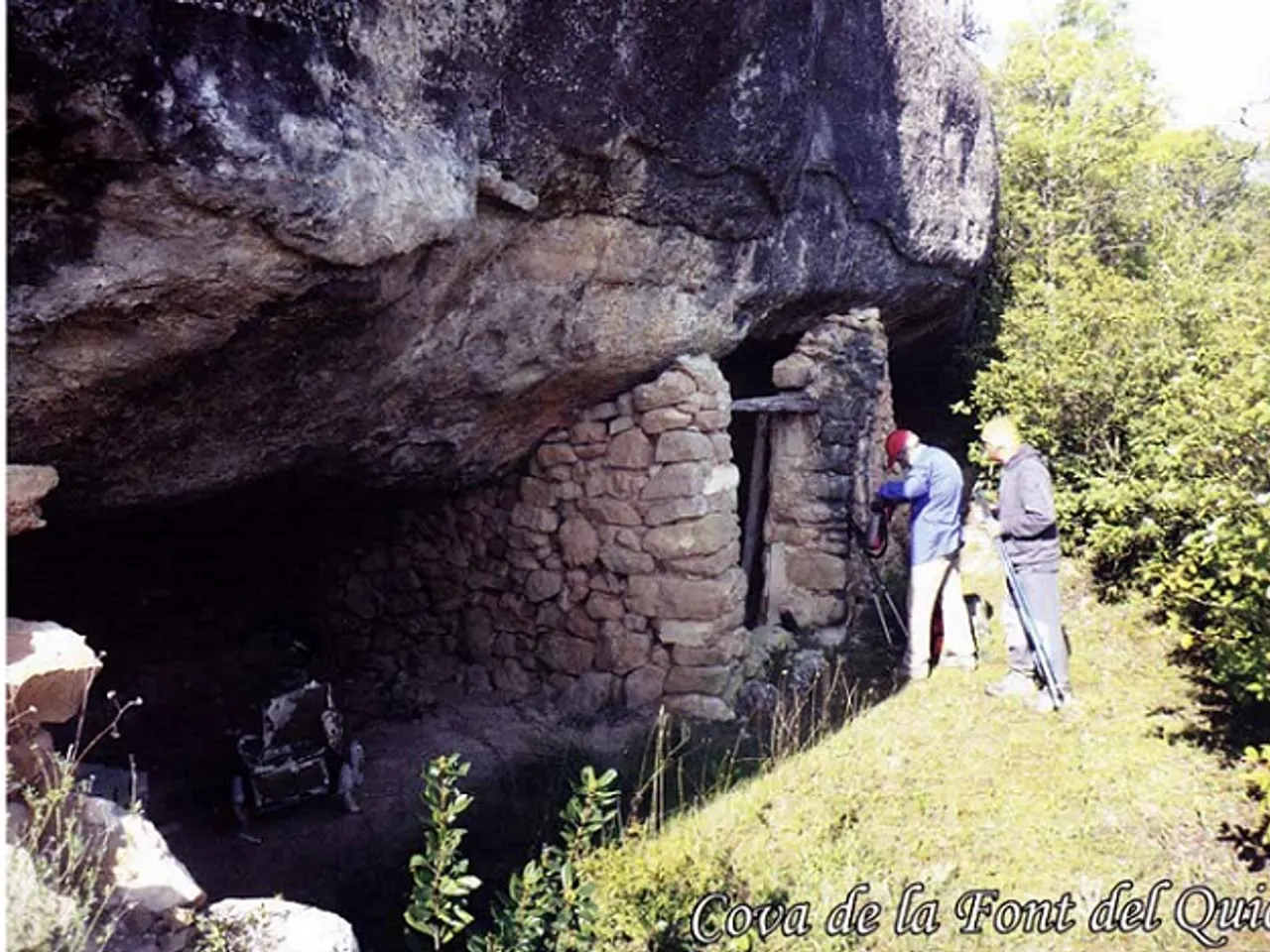 Fotografia de FONT DEL QUICO, COVA DE LA