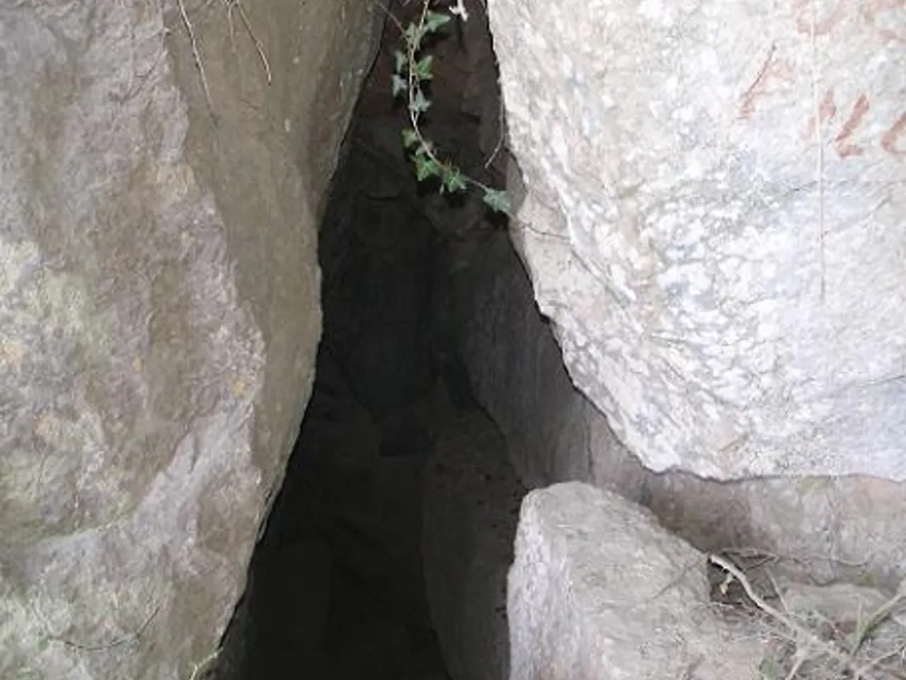 Fotografía de PILÓ, AVENC DEL