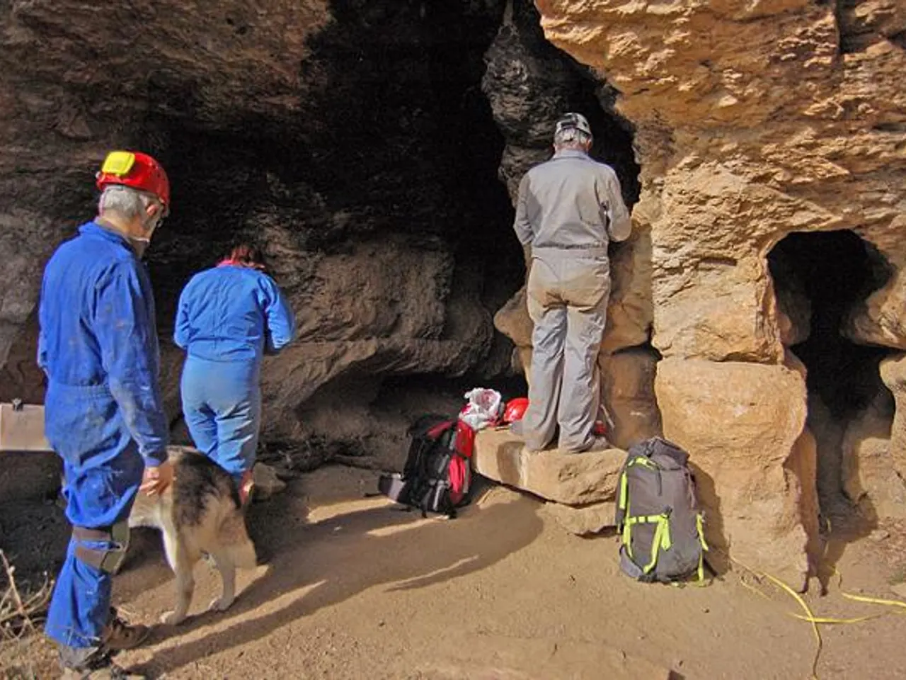 Fotografia de CUINES DE ROCAGUINARDA, LES