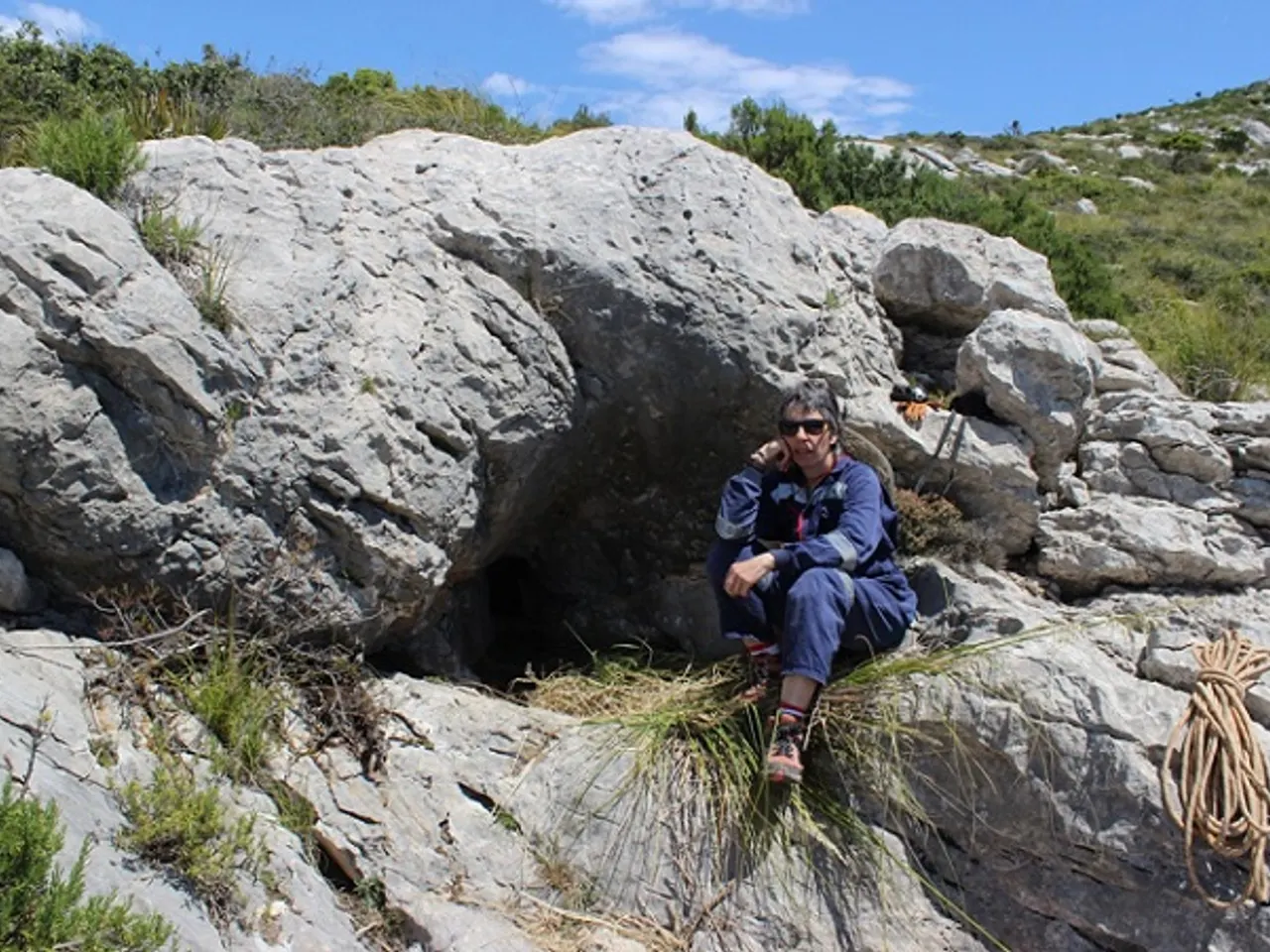 Fotografia de EMBUT, COVA DE L'