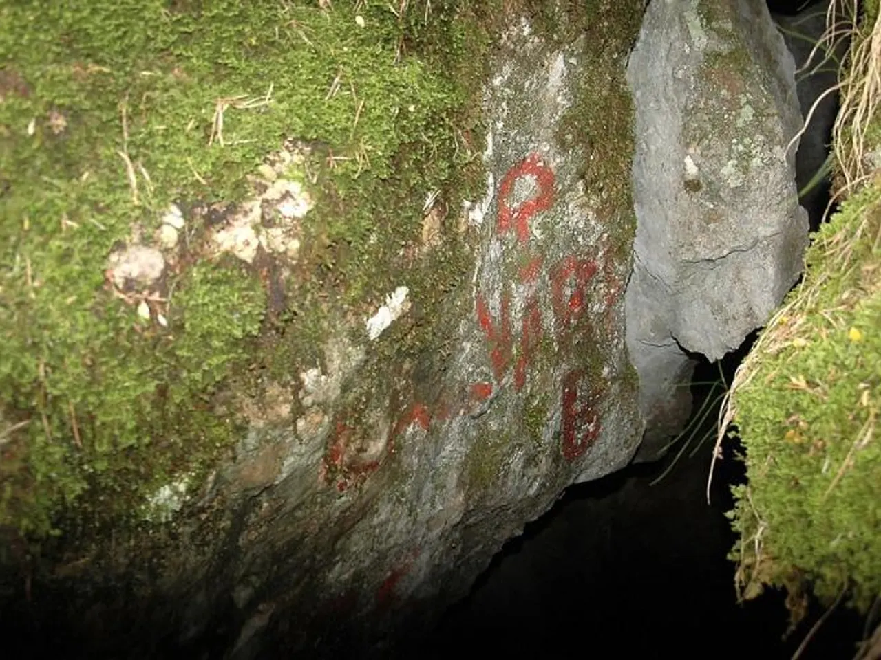Fotografía de CALVARI, COVA I AVENC DEL