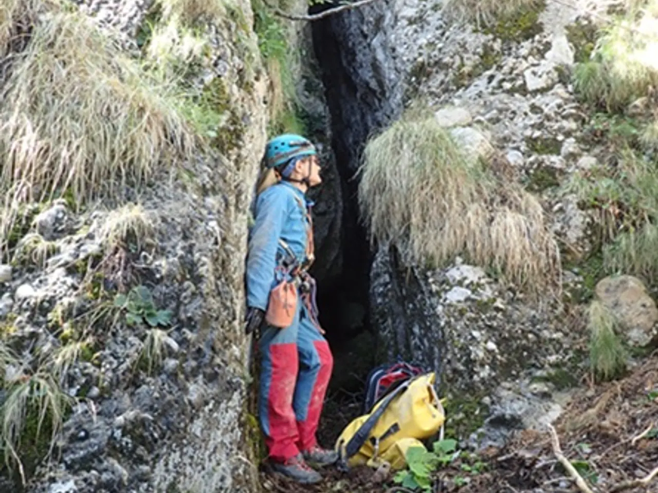 Fotografia de ROC DE LA CLUSA, FORAT INFERIOR DEL