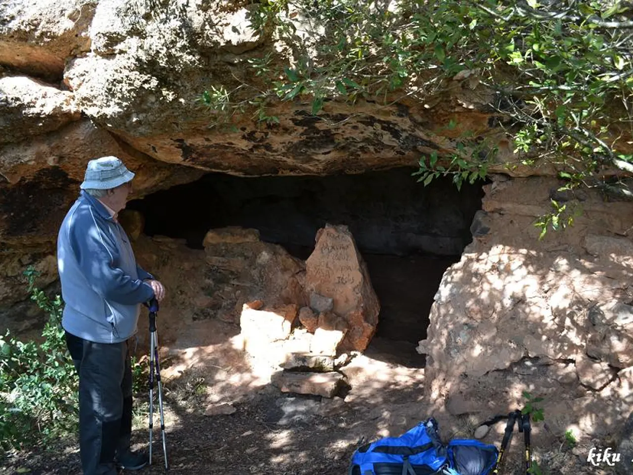 Fotografia de GRAONS DE MURA, COVA DELS