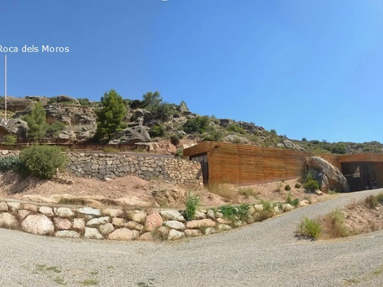 Photograph of ROCA DELS MOROS, LA