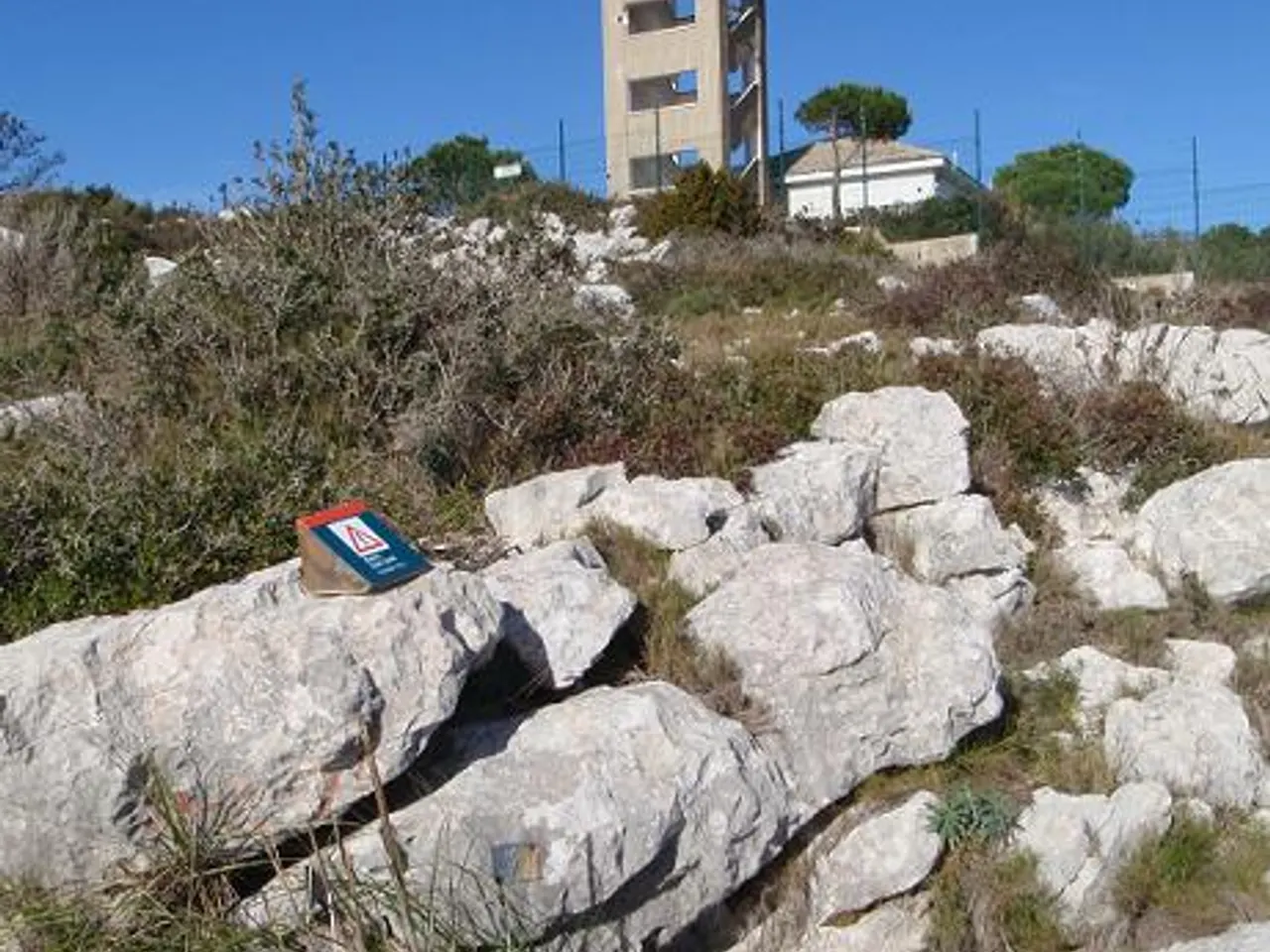 Fotografía de SANT JORDI, AVENC DE