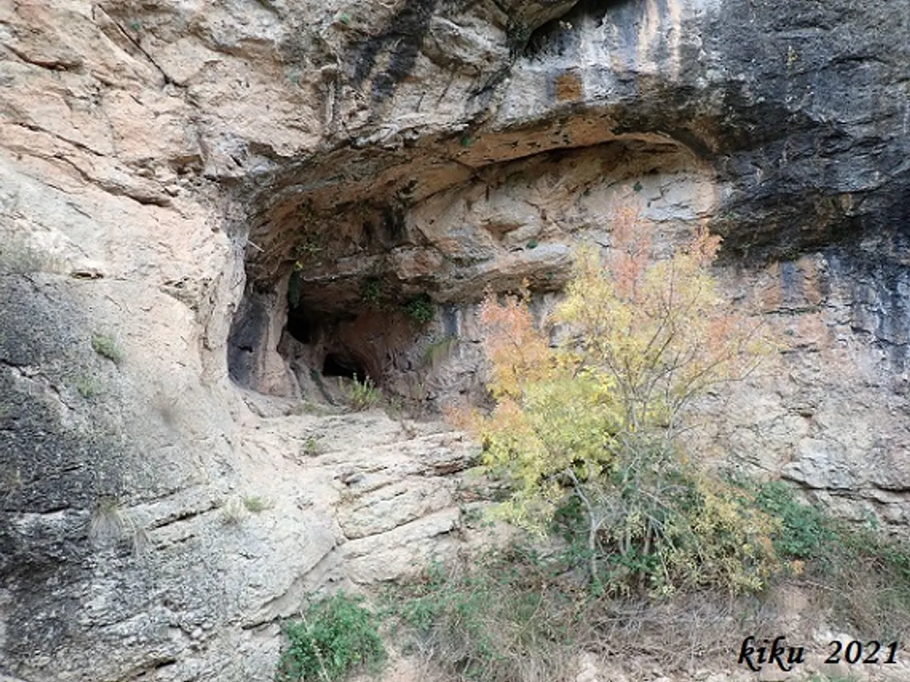 Fotografía de LLADRES, BALMA DELS
