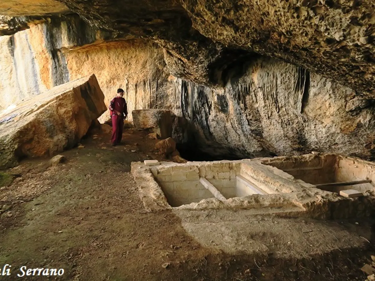 Fotografia de AGNET, COVA DE L'