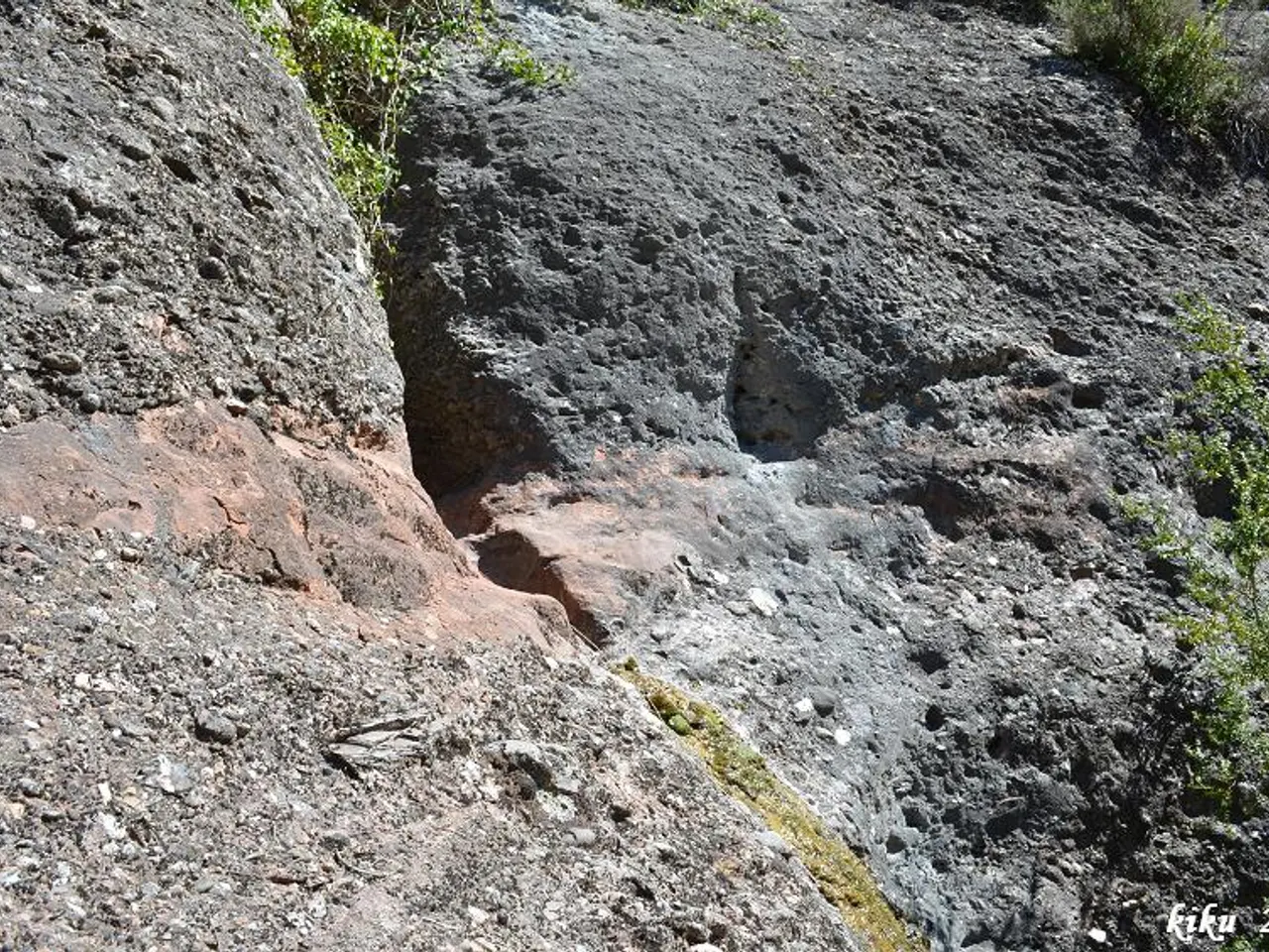 Fotografía de SOT DE LA TEULA, FORAT DEL