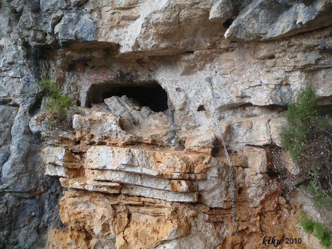 Fotografia de MONT-RAL, COVA DE