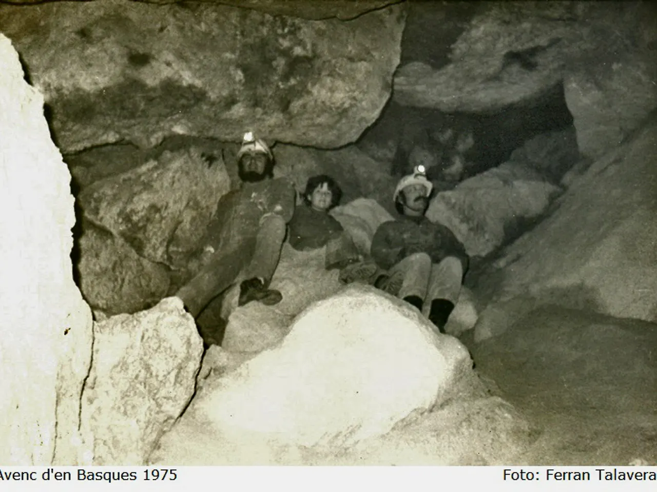 Fotografia de BASQUES, AVENC D'EN