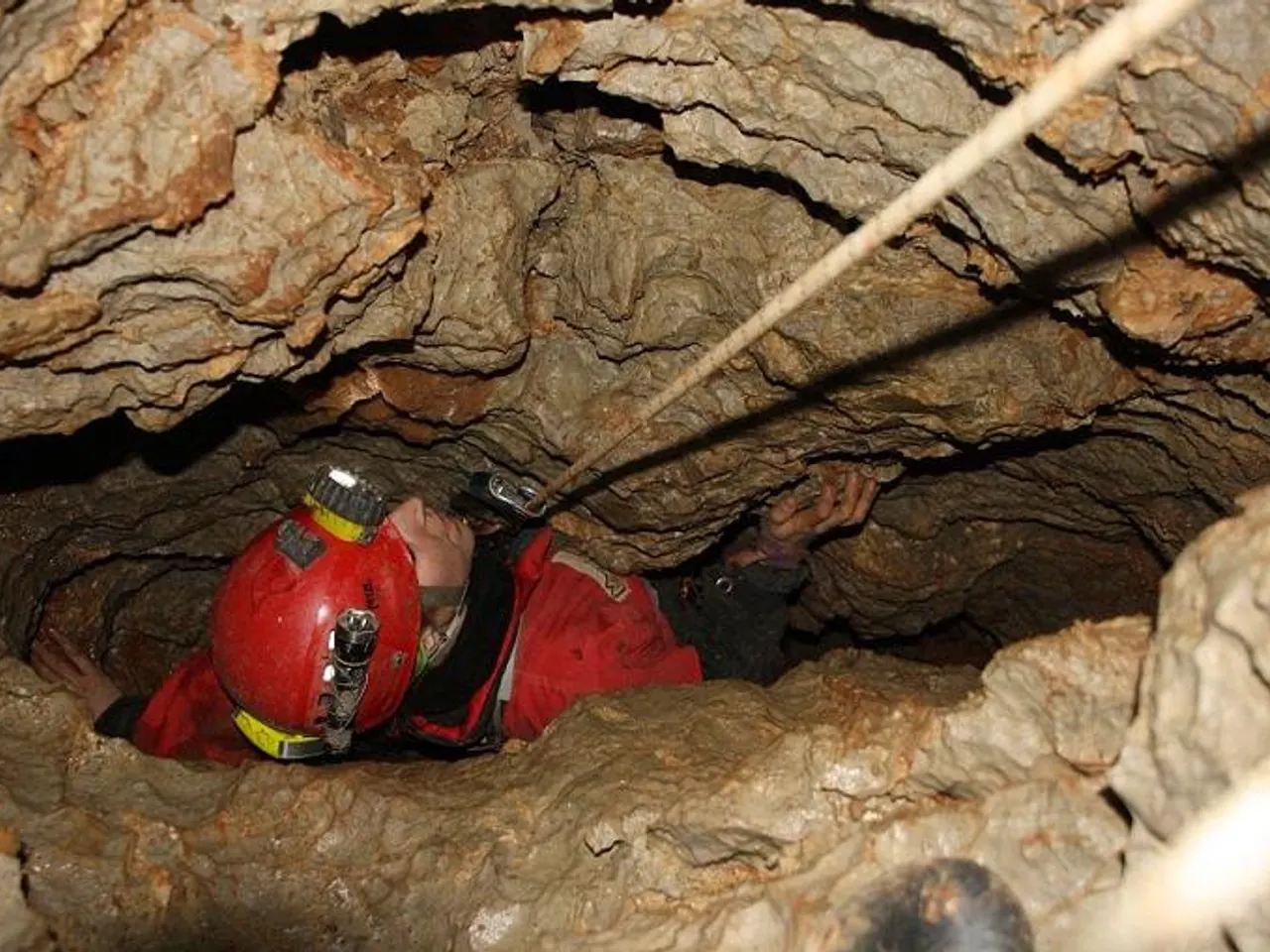 Fotografia de ARQUEÒLEGS, AVENC DELS
