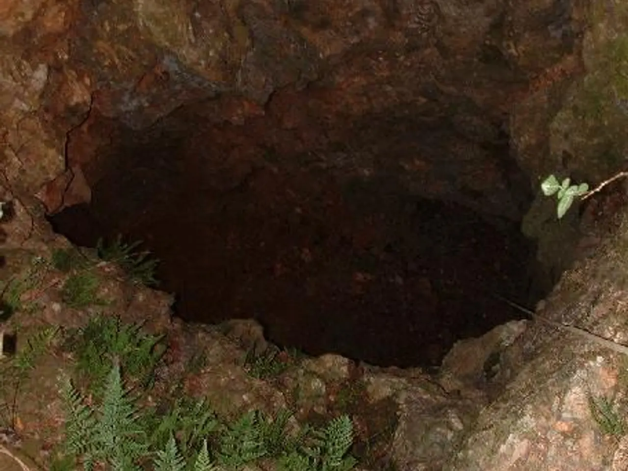 Fotografia de AZIMUTS,  AVENC DELS