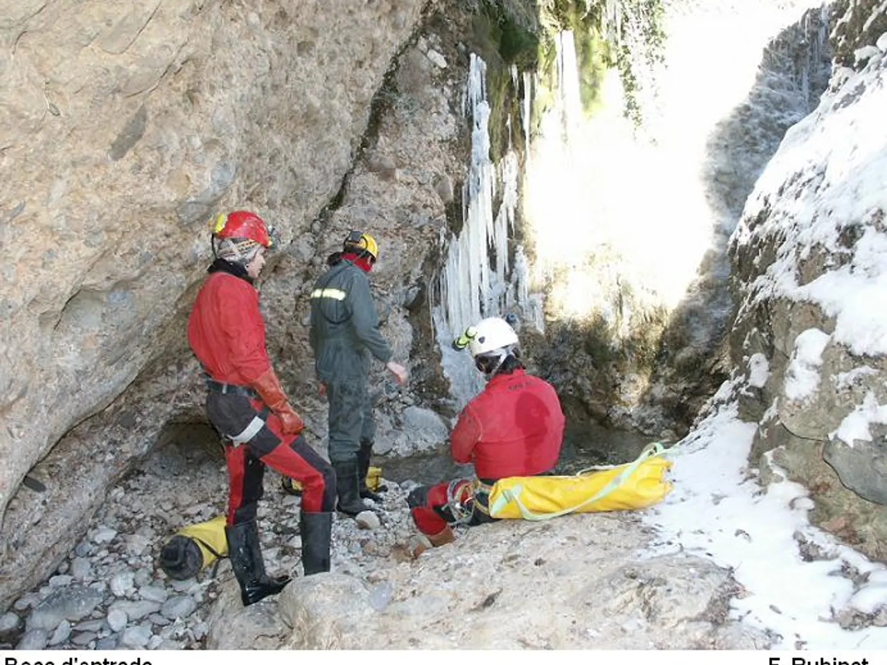 Fotografia de CUBERES, COVA