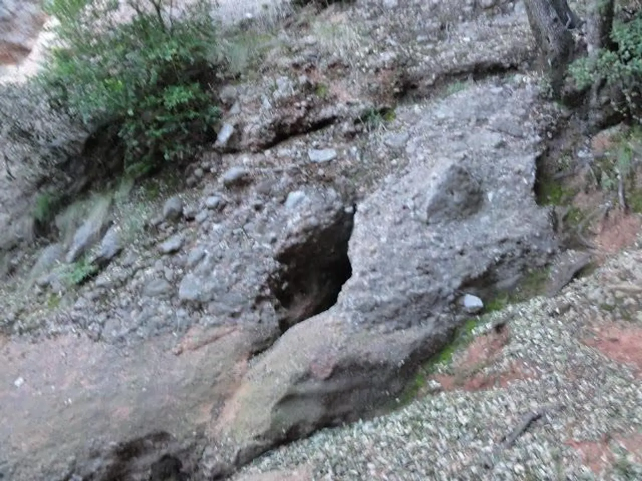 Photograph of CANAL DE L'ESQUIROL, AVENC DE LA