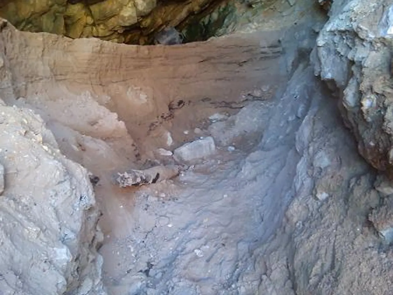 Photograph of REGUEROT DEL CLAVEGAR, COVA DEL