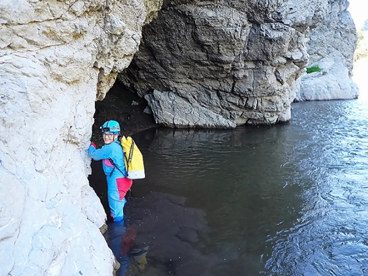 Fotografia de ENCANTADES DEL PONT D'ESPIA, FORAT DE LES