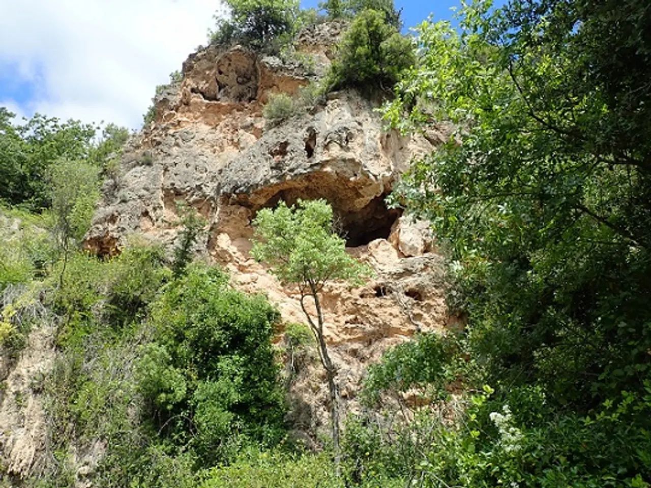 Fotografia de ESCALES DE LA GLORIA, COVA DE LES