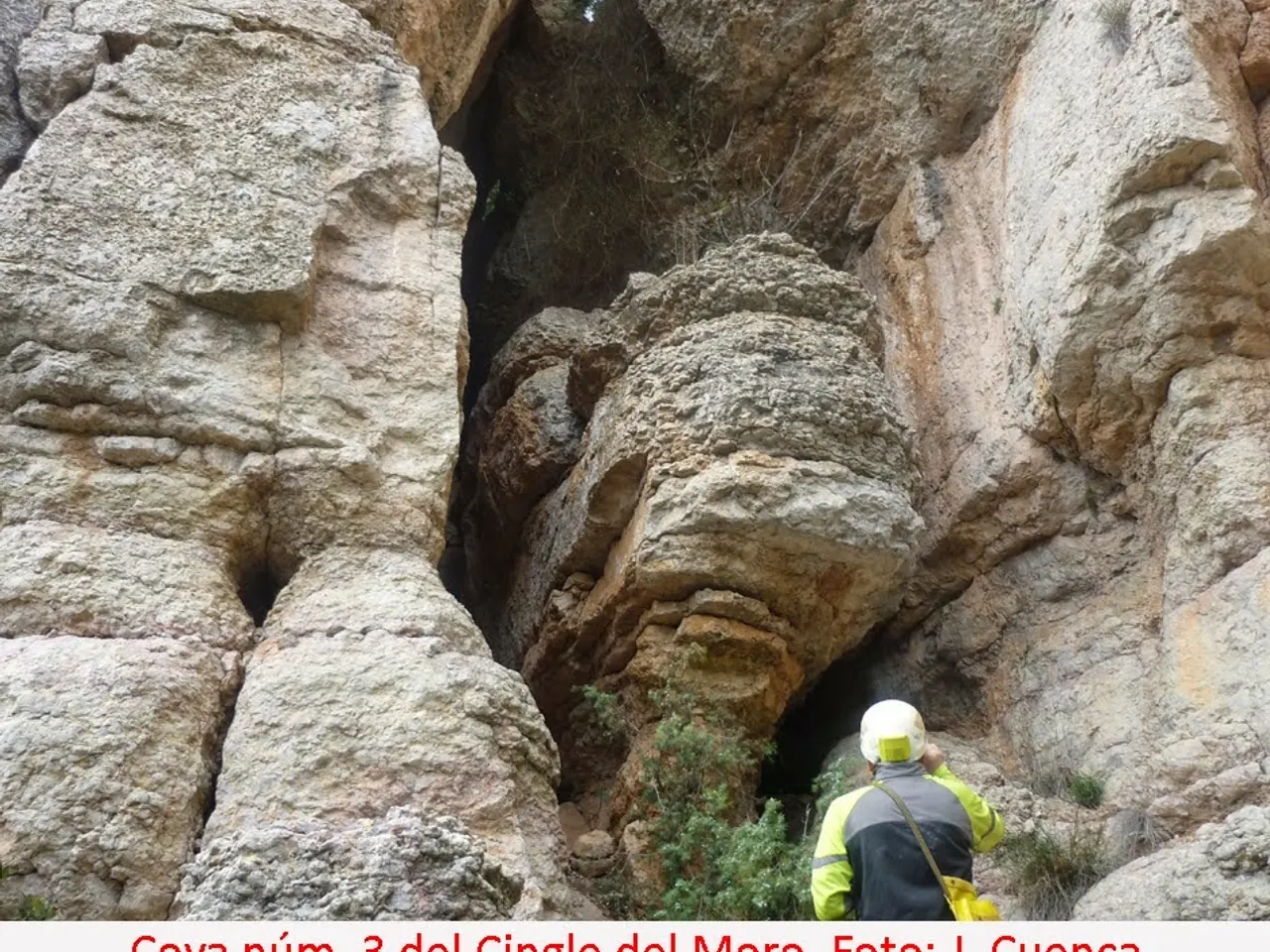 Photograph of CINGLE DEL MORO, COVA Nº3 DEL