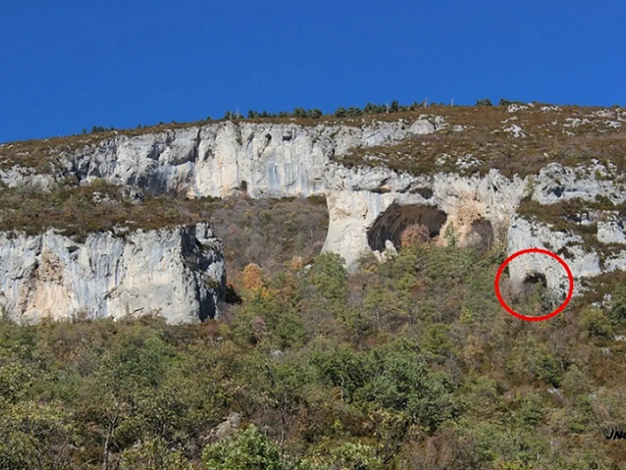 Photograph of CAMBRA DELS BOCS, BALMA PETITA DE LA