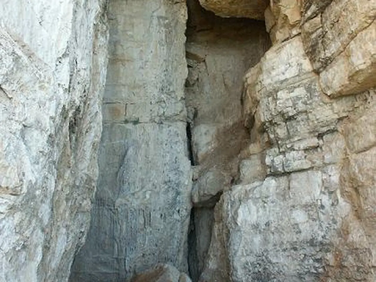 Fotografia de CASETES, COVA DE LES