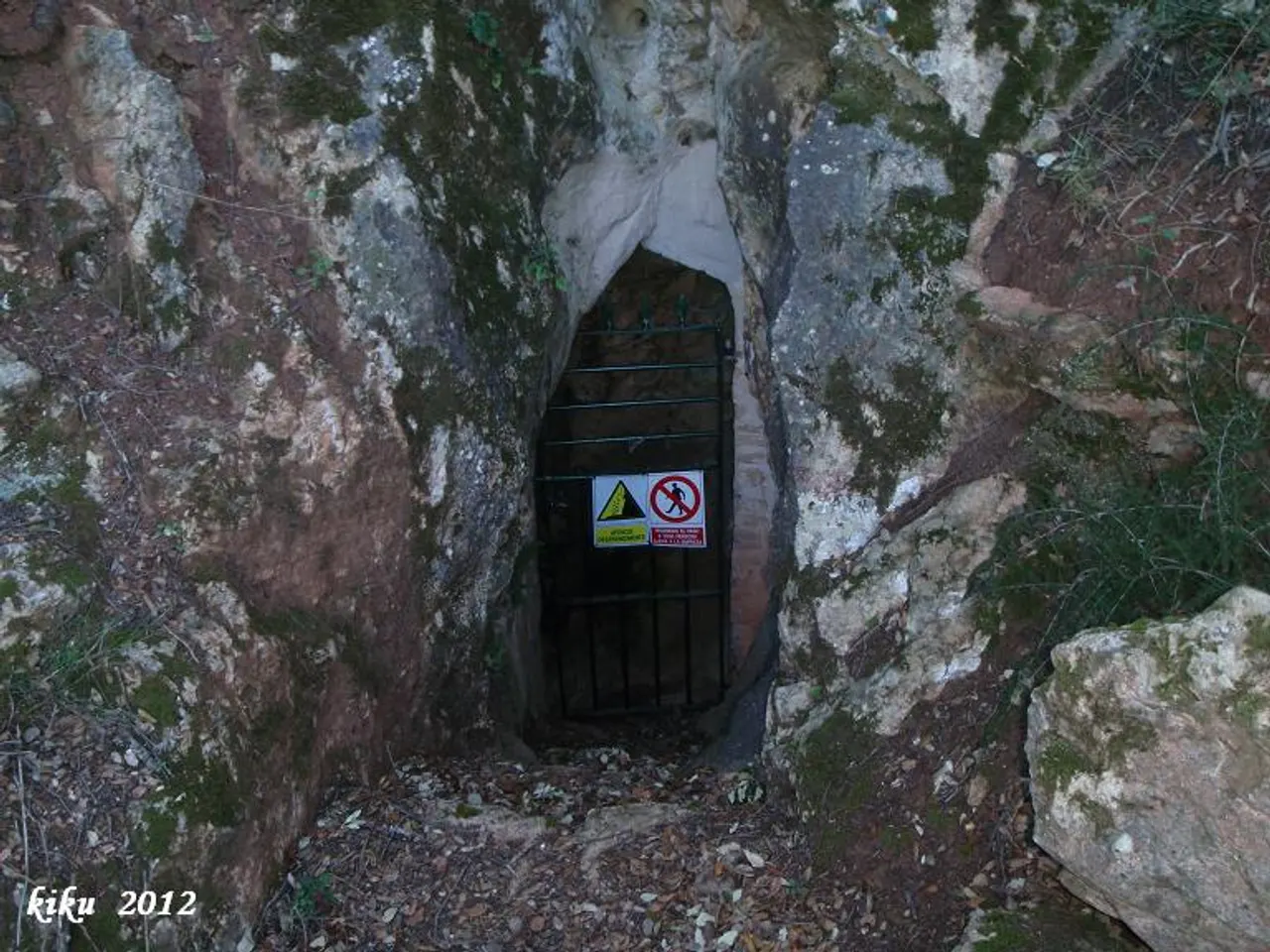 Fotografía de NEROLA, COVA DE