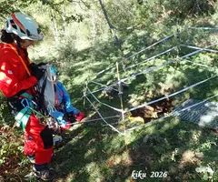 Fotografia de Avenc Nº3 de la Roca Sabeia (2 de 10)