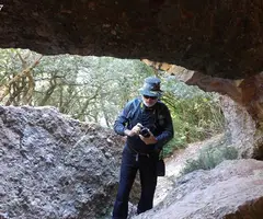 Fotografia de FONT DE L'ESLLAVISSADA, COVA DE LA (3 de 3)