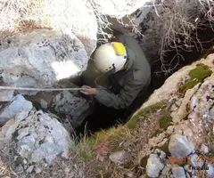 Fotografía de ROCS DE L'ESTEVE, AVENC DELS (2 de 12)