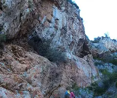 Fotografía de ROCA D'URÚS, COVA OBRADA DE LA (3 de 4)