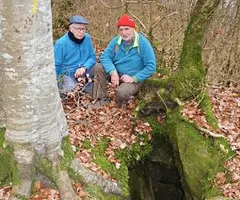 Fotografia de TOMBES, FORAT DE LES (1 de 4)