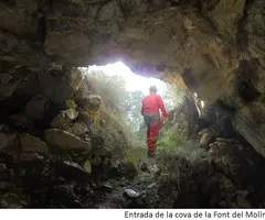 Fotografía de FONT DEL MOLINOT, COVA DE LA (1 de 3)
