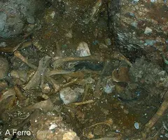 Fotografia de PUNTA DE LES SALERES, AVENC DE LA (3 de 3)