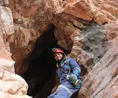 Fotografía de FONT DE LA RIERA, COVA DE LA (1 de 4)