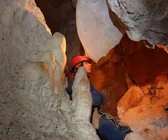 Fotografia de CAMPANES, COVA DE LES (2 de 5)