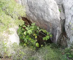 Photograph of CÒRREC DE LES GUILLES, CAU DEL (1 of 2)