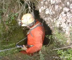 Fotografia de PUNTA DE LES SALERES, AVENC DE LA (1 de 3)