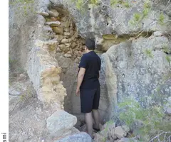 Photograph of VESPELLA, COVA B DE (2 of 2)