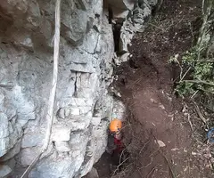 Photograph of CANAL DE LA COVA DE LA VILA, AVENC DE LA (1 of 8)