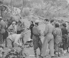 Fotografia de GRANOTES, AVENC DE LES (1 de 3)