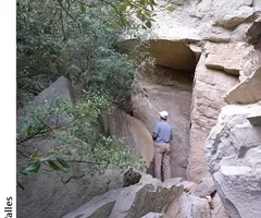 Fotografia de ROQUES DE LA CORBERA, BALMA Nº1 DE LES (1 de 2)