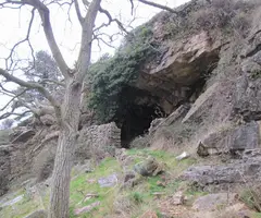 Photograph of CURRO-FONT DELS ADELLS, COVA DEL (1 of 4)