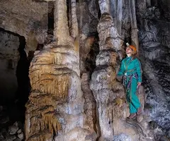 Fotografía de LLOSANQUES, COVA DE LES (6 de 13)