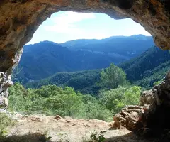 Photograph of DUES BOQUES, COVA DE LES (4 of 4)
