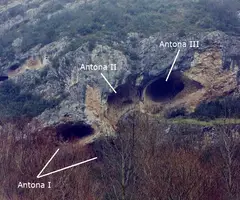 Fotografia de ANTONA, COVES D' (1 de 17)