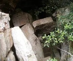 Fotografia de BONRETORN, COVA PETITA DE (1 de 1)