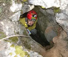 Fotografia de ESCALFOR, AVENC DE L' (2 de 5)