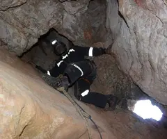 Fotografía de FONT DE LA RIERA, COVA DE LA (4 de 4)
