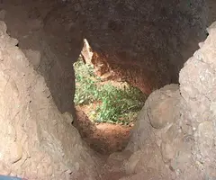 Fotografia de OEST DEL MONTCAU, COVA (2 de 2)