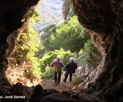 Fotografía de AGULLES,  COVA DE LES (2 de 3)