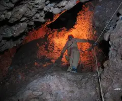 Fotografia de CAVALL DE LA BARATA, AVENC DEL (3 de 3)